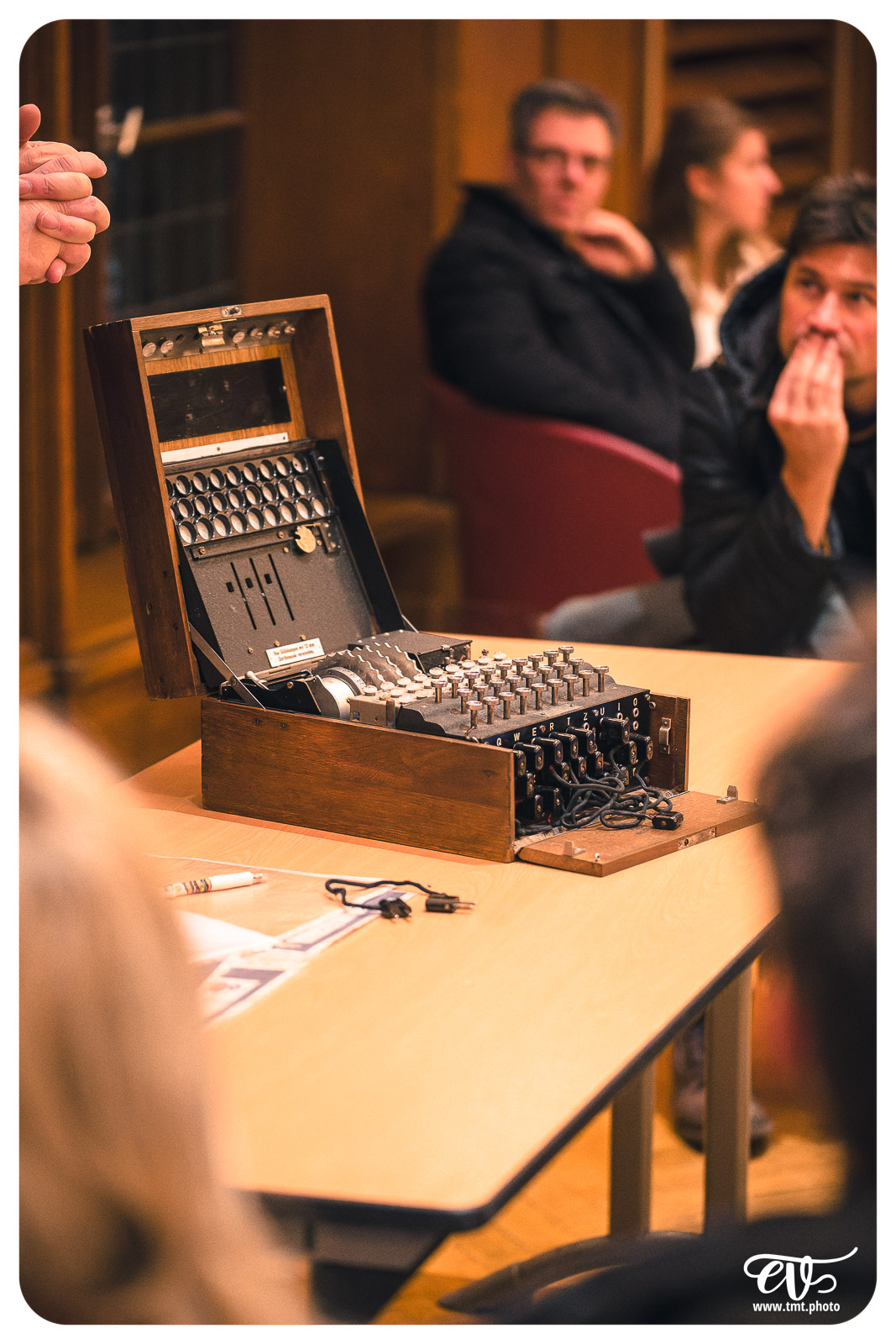 EDMON KERN ET SA MACHINE ENIGMA